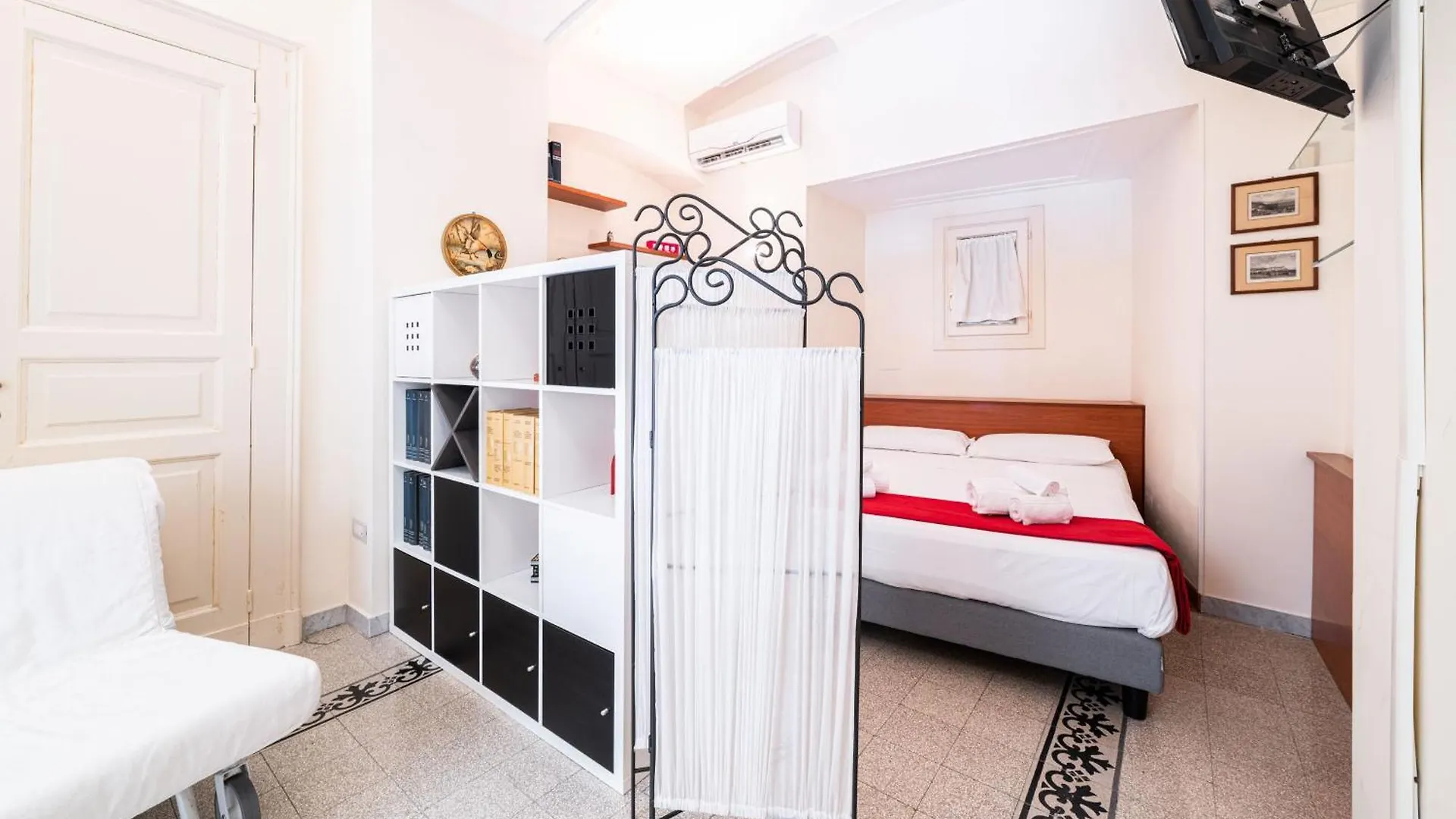 Casa Morelli By Domusextra Apartment Naples 0*,  Italy
